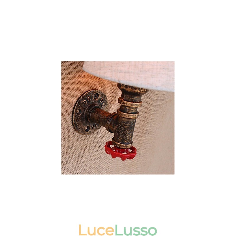 Applique da parete rustica in ottone per luce ambientale