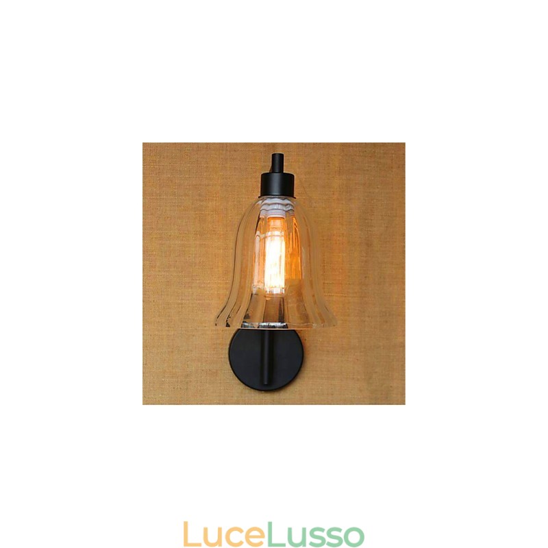 Finitura rustica in ossido nero per la luce ambientale del braccio oscillante