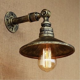 Lampada da parete in stile industriale con tubo dell'acqua nordico