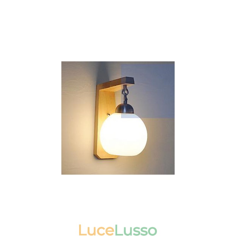 Lampada da parete per comodino con scala in legno d'arte giapponese