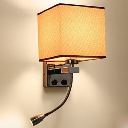 Applique da parete moderne e contemporanee con funzione elettrolitica per luce ambientale