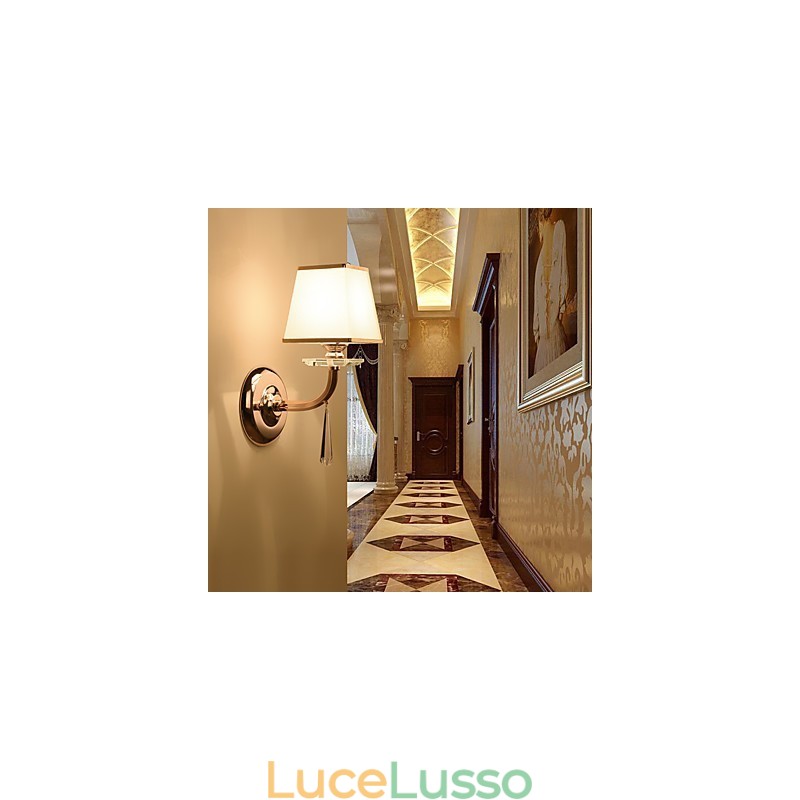 Applique da parete moderna e contemporanea con funzione elettroplaccata per luce ambientale in cristallo