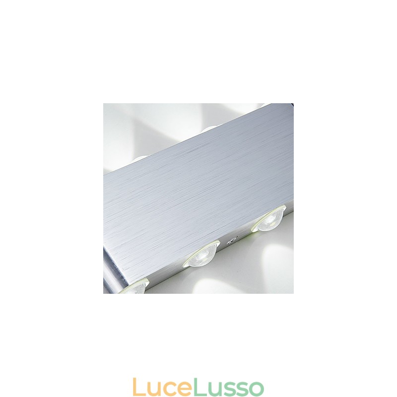 Lampada da parete moderna in alluminio leggero a filo integrata