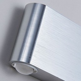 Lampada da parete moderna in alluminio leggero a filo integrata