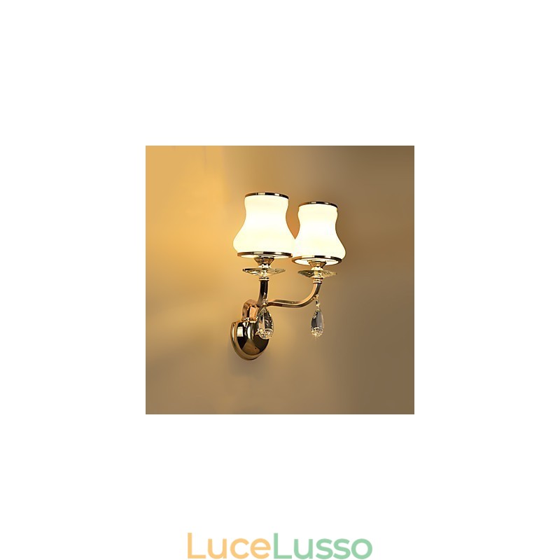 Applique da parete moderne e contemporanee con funzione elettrolitica per luce ambientale in cristallo