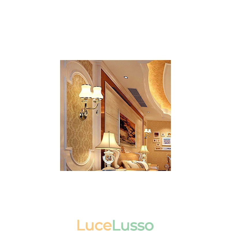 Applique da parete moderne e contemporanee con funzione elettrolitica per luce ambientale in cristallo