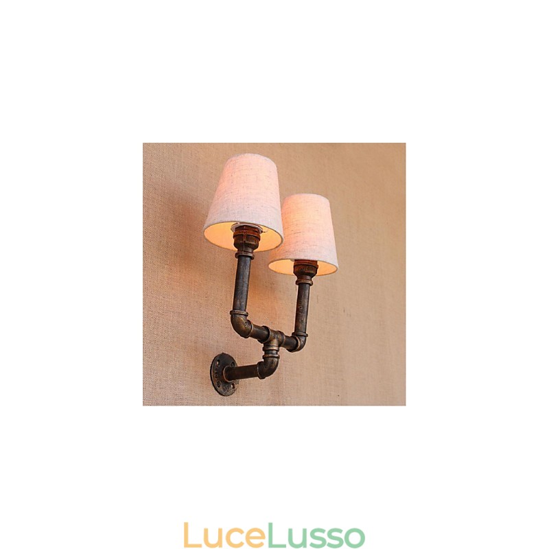 Applique da parete rustica in ottone per luce ambientale