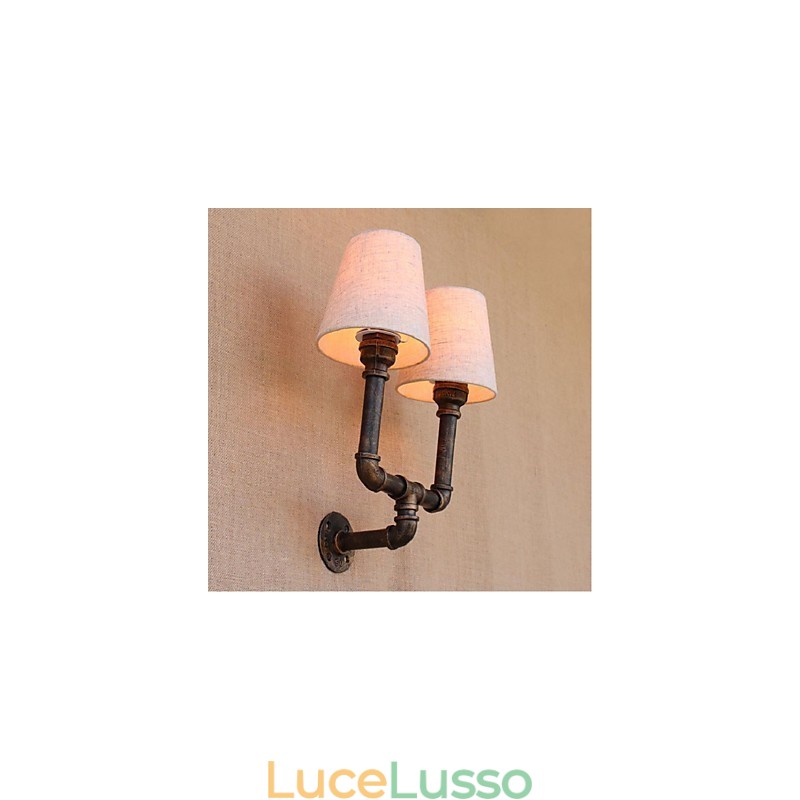 Applique da parete rustica in ottone per luce ambientale