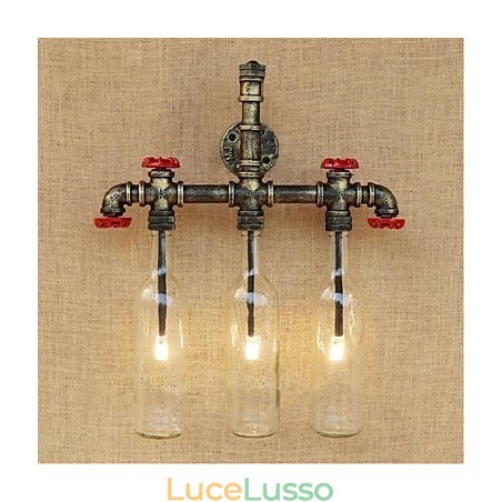 Lampada da parete retrò industriale con interruttore a vento e bottiglia d'acqua Lampada da parete retrò industriale con interruttore a vento e bottiglia d'acqua