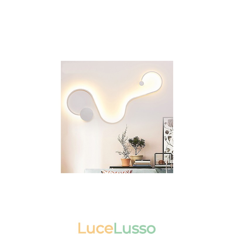 Moderne luci da parete creative in metallo soggiorno corridoio camera da letto camere d'albergo comodino decorazione illuminazione