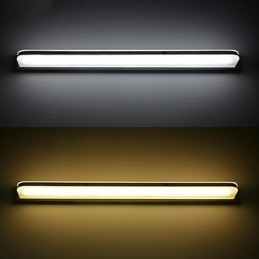 Illuminazione per bagno in stile mini, moderna e contemporanea, in metallo