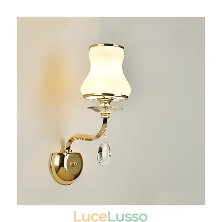 Applique da parete moderna e contemporanea con funzione elettroplaccata per luce ambientale in cristallo