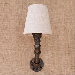 Applique da parete rustica in ottone per luce ambientale