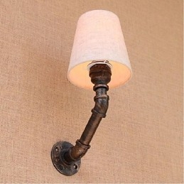 Applique da parete rustica in ottone per luce ambientale