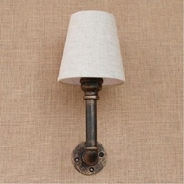 Applique da parete rustica in ottone per luce ambientale