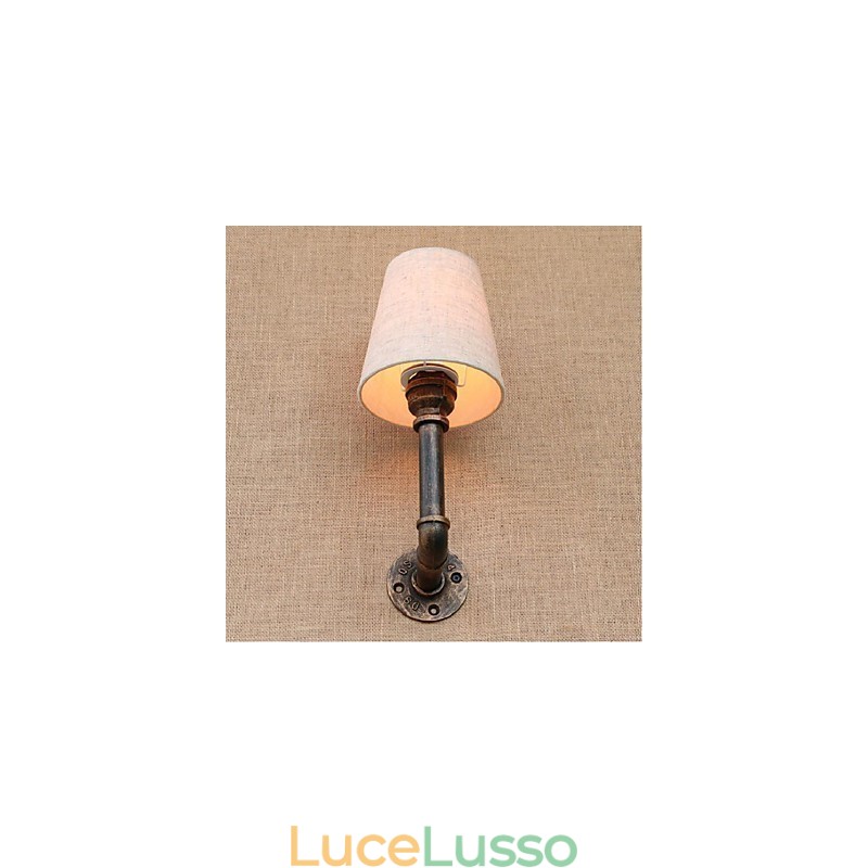 Applique da parete rustica in ottone per luce ambientale