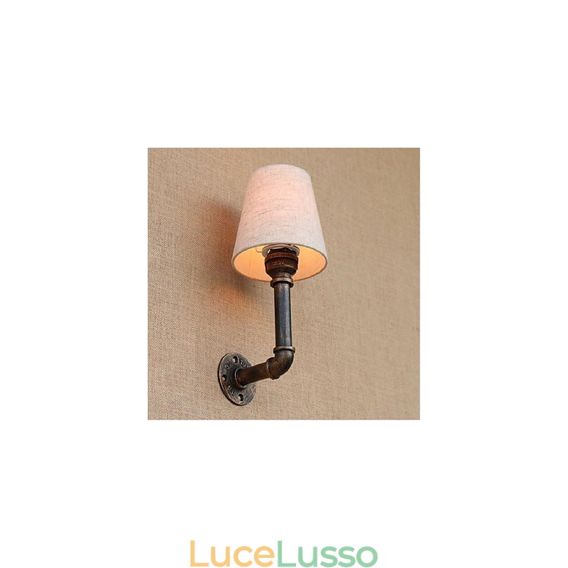 Applique da parete rustica in ottone per luce ambientale