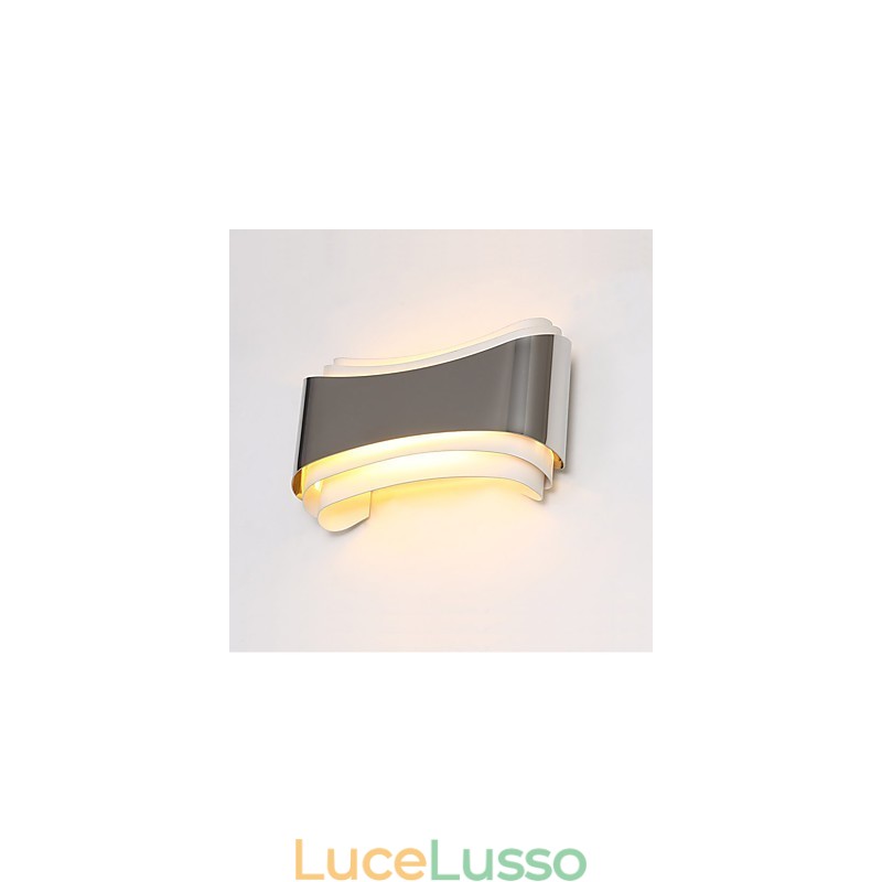 Applique da parete con funzione cromata moderna e contemporanea integrata per luce ambientale