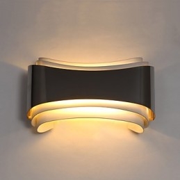 Applique da parete con funzione cromata moderna e contemporanea integrata per luce ambientale