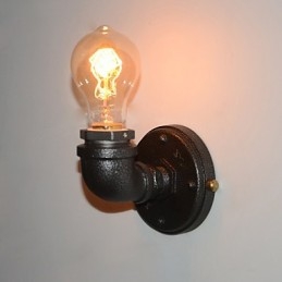 Semplice lampada da parete decorativa in tubo di ferro industriale retrò
