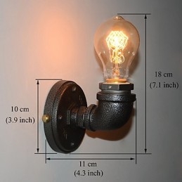 Semplice lampada da parete decorativa in tubo di ferro industriale retrò