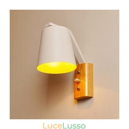 Lampada da letto in ferro battuto con personalità creativa e interruttore per corridoio nordico Lampada da letto in ferro battuto con personalità creativa e interruttore per corridoio nordico