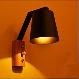 Lampada da letto in ferro battuto con personalità creativa e interruttore per corridoio nordico