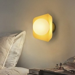 Applique da parete moderna e contemporanea con luce ambientale in stile mini