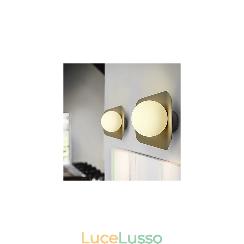 Applique da parete moderna e contemporanea con luce ambientale in stile mini