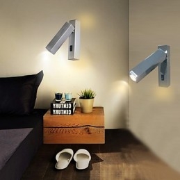 Applique da parete moderna e contemporanea con luce ambientale in stile mini