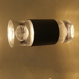 Semplice funzione integrata per applique da parete con luce ambientale