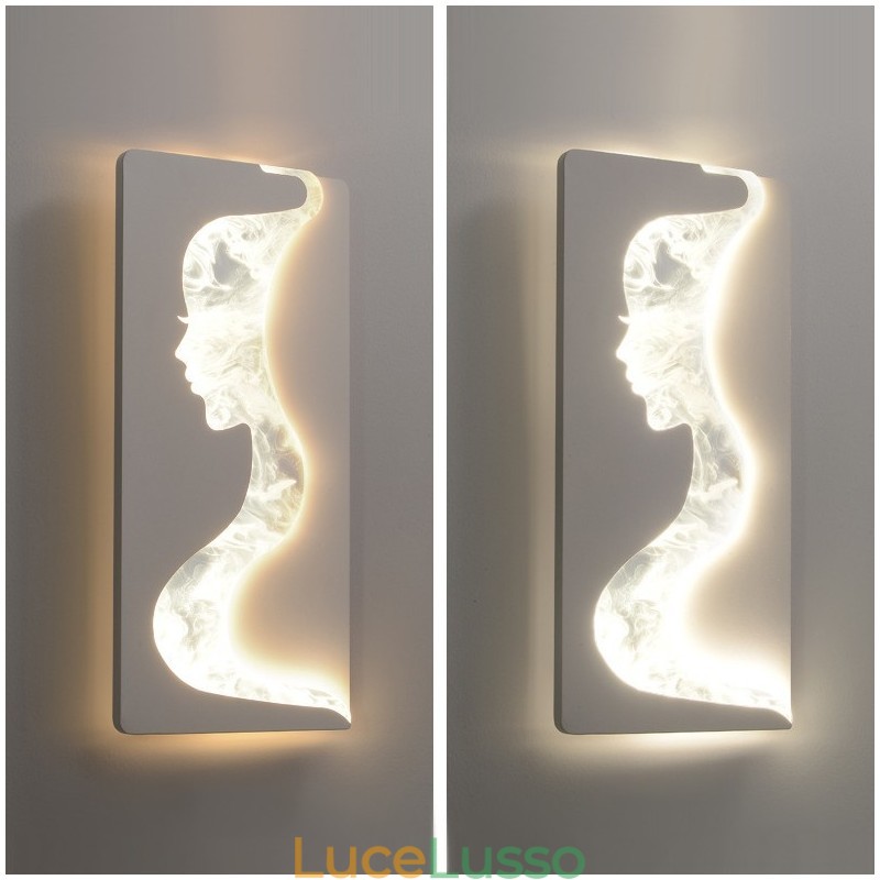 Lampada da parete per interni Lovely Girls rivolta a sinistra e a destra