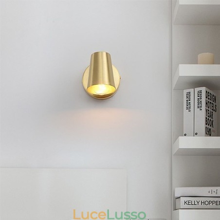 Lampada da parete con faretto frontale a specchio in ottone nordico Lampada da parete con faretto frontale a specchio in ottone nordico