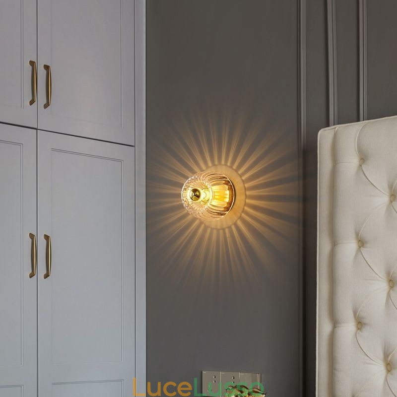 Moderna illuminazione da parete con paralume in vetro trasparente Applique da parete spazzolata