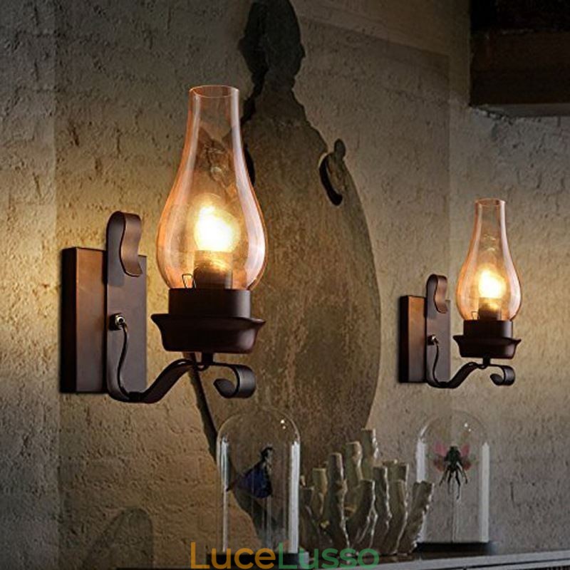 Lampada da parete in ferro battuto vintage, illuminazione a luce singola