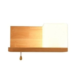 Lampada da parete in legno nordico con paralume in vetro