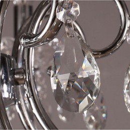 Lampadario tradizionale classico in metallo cromato di cristallo