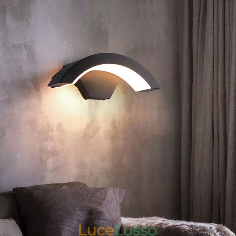 Lampada da parete a mezzaluna impermeabile da giardino in alluminio minimalista