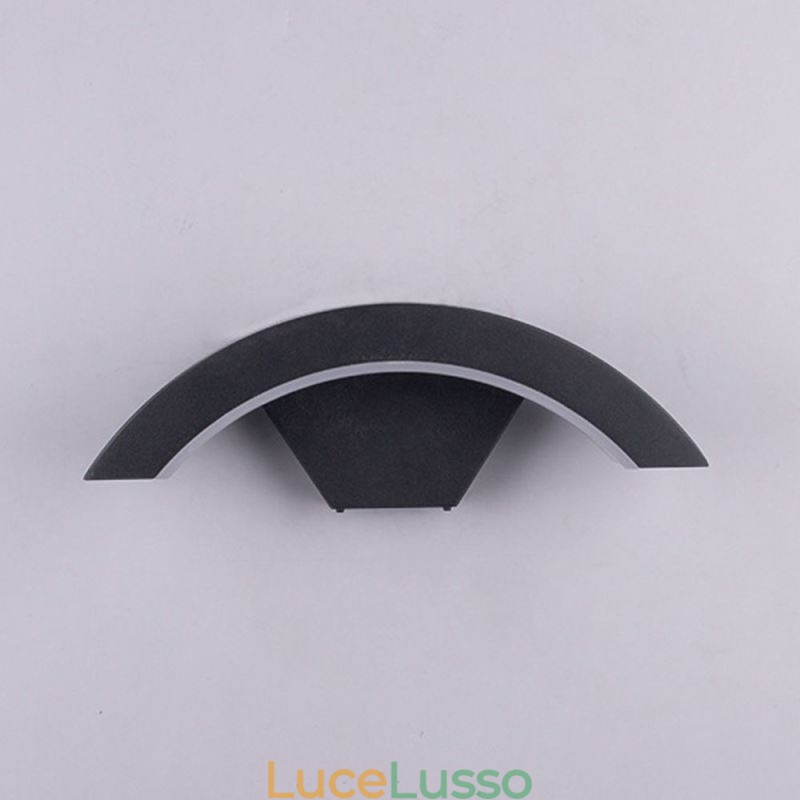 Lampada da parete a mezzaluna impermeabile da giardino in alluminio minimalista