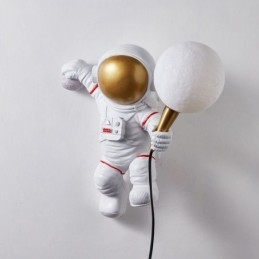 Applique da parete moderna Applique da parete in resina creativa per bambini con astronauta