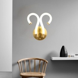 Applique moderna Creatività Applique Lampada da parete Corno di pecora in rame 2 luci