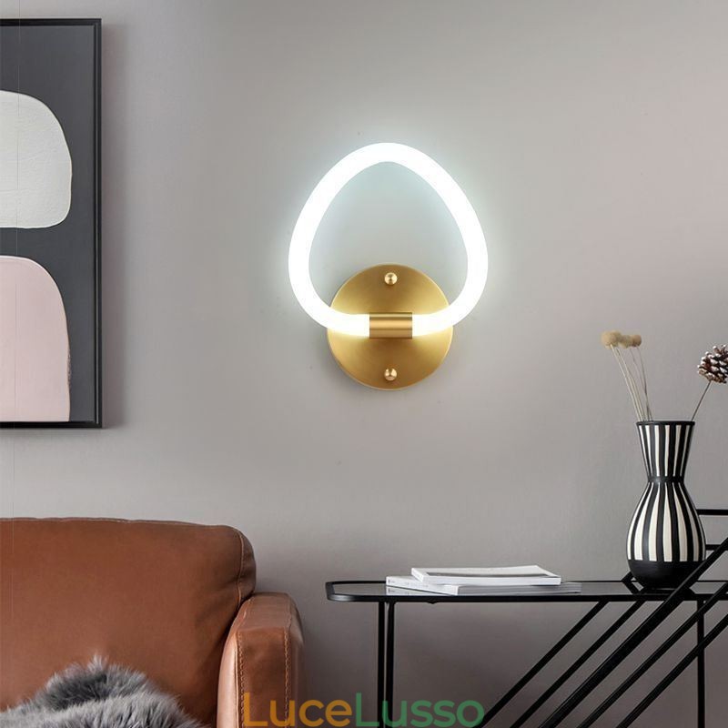 Applique da parete per interni a forma di cuore moderno