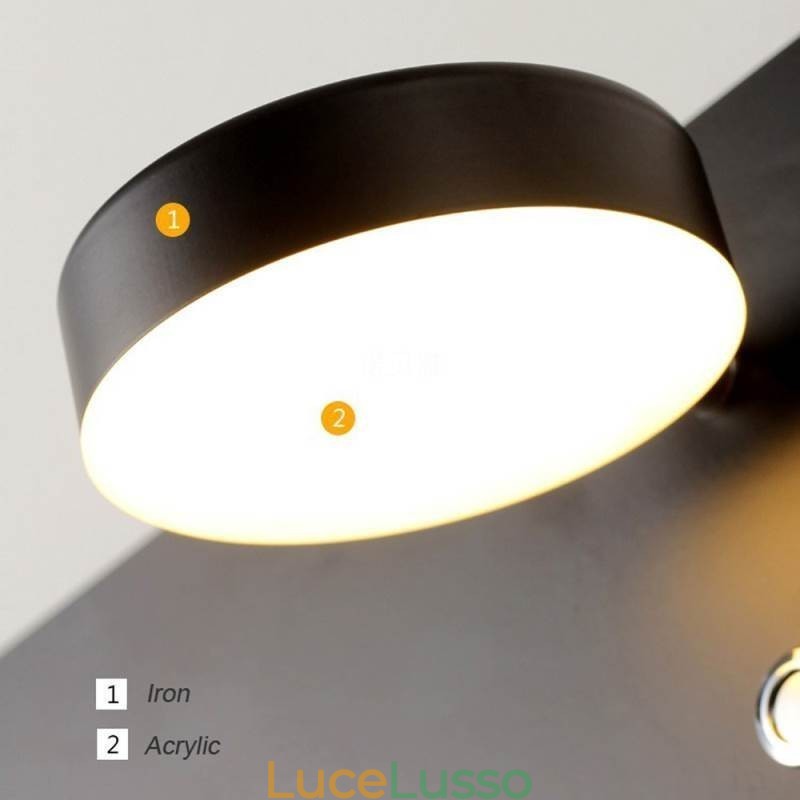 Lampada da parete girevole con porta di ricarica USB