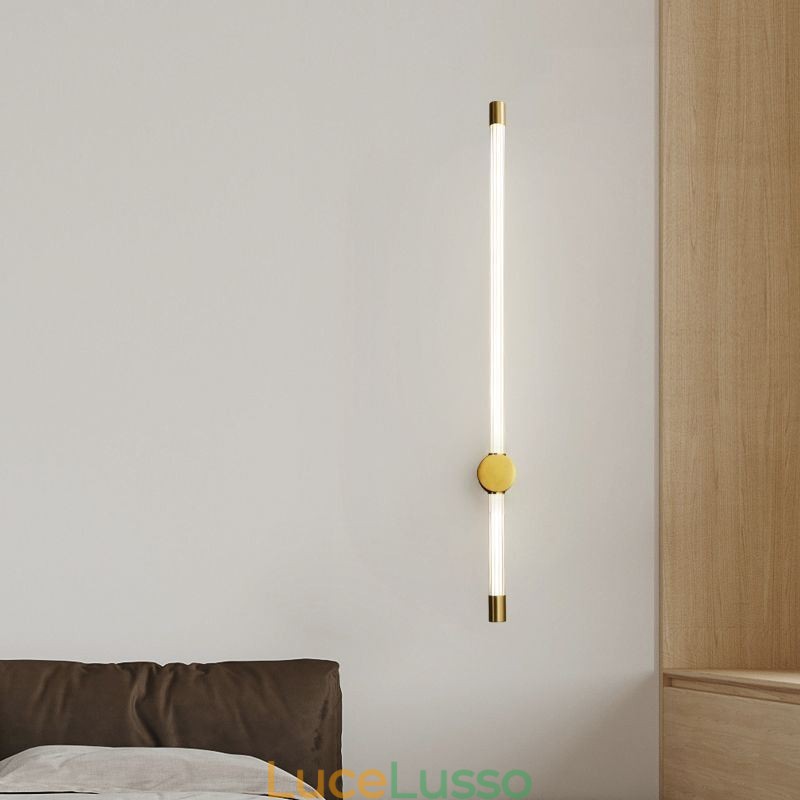 Applique in ottone, moderna, a strisce acriliche