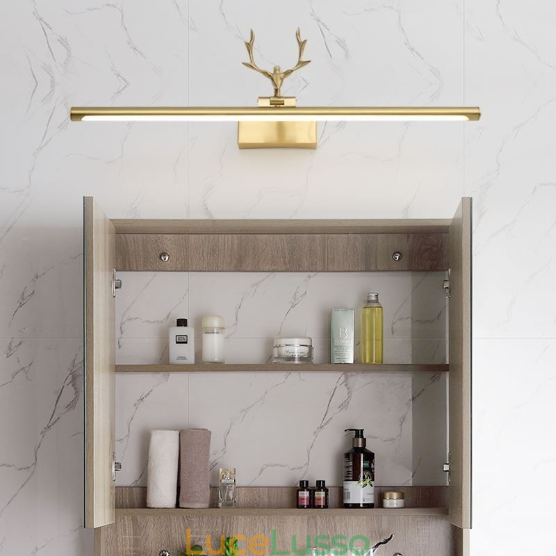 Lampada da parete in ottone nordico con luce frontale a specchio