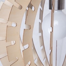 Lampadario in legno vintage Others