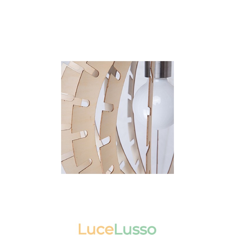 Lampadario in legno vintage Others