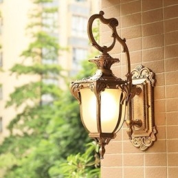 Lampada da parete intagliata impermeabile retrò europea per esterni Cortile Corridoio