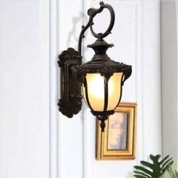 Lampada da parete intagliata impermeabile retrò europea per esterni Cortile Corridoio