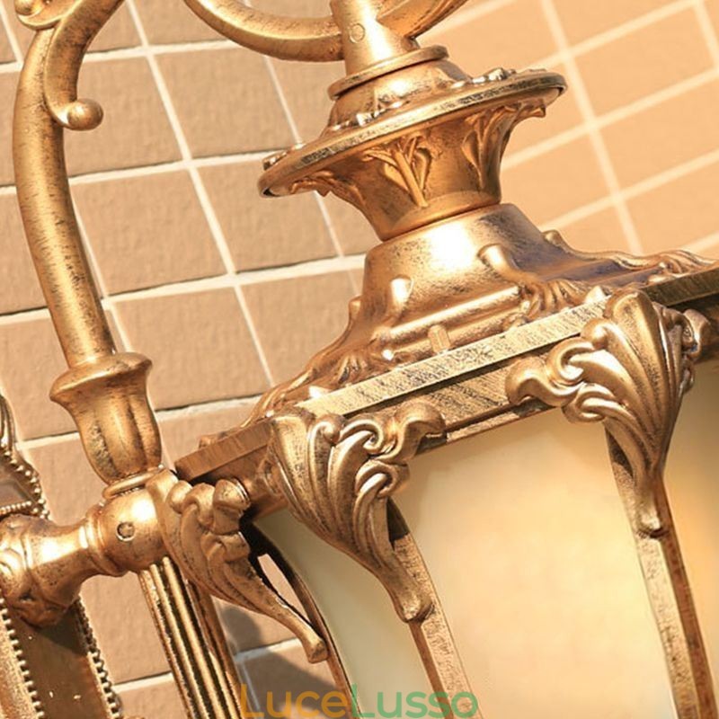 Lampada da parete intagliata impermeabile retrò europea per esterni Cortile Corridoio